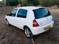 voitures-renault-clio-campus-2013-bye-setif-algerie