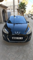 moyenne-berline-peugeot-308-2013-les-eucalyptus-alger-algerie