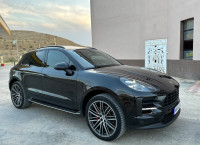 voitures-porsche-macan-2019-chelghoum-laid-mila-algerie