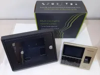 Pointeuse ZkTeco uFace800 avec Cage de Protection
