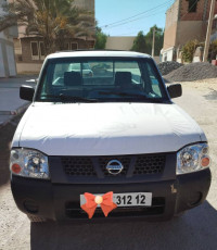 utilitaire-nissan-hard-body-2012-bir-el-ater-tebessa-algerie