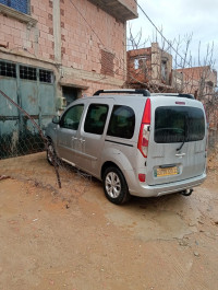 voitures-renault-kangoo-2020-privilege-sour-mostaganem-algerie