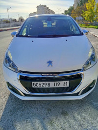 voitures-peugeot-208-2019-allure-facelift-mdaourach-souk-ahras-algerie