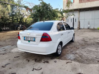 voitures-chevrolet-aveo-4-portes-2012-lt-bouira-algerie