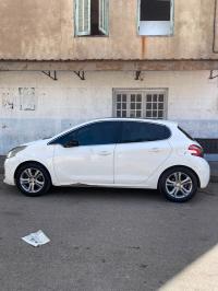 سيارات-peugeot-208-2015-allure-الجزائر-وسط