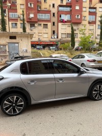 سيارات-peugeot-208-2022-gt-بئر-خادم-الجزائر