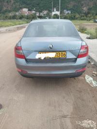 سيارات-skoda-octavia-2013-برباشة-بجاية-الجزائر