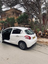 سيارات-peugeot-208-2013-active-وهران-الجزائر