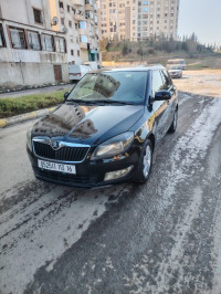 voitures-skoda-fabia-2013-fresh-chevalley-alger-algerie