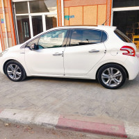 utilitaire-peugeot-208-2015-allure-facelift-ngaous-batna-algerie