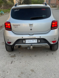 voitures-dacia-sandero-2018-stepway-restylee-ain-naadja-alger-algerie