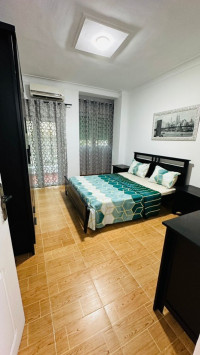 appartement-location-f4-alger-el-mouradia-algerie