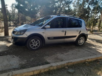 voitures-renault-scenic-conquest-2008-derrag-medea-algerie