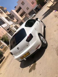 voitures-seat-ibiza-2013-fully-el-kerma-oran-algerie