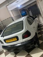 voitures-renault-megane-1-1999-laghouat-algerie