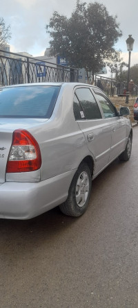 voitures-hyundai-accent-2010-gls-medea-algerie