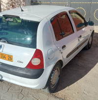 voitures-renault-clio-2-2004-boumedfaa-ain-defla-algerie