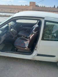 voitures-renault-clio-2-2000-telerghma-mila-algerie