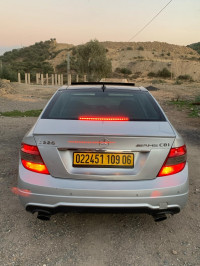 voitures-mercedes-classe-c-2009-220-exclusive-boudjellil-bejaia-algerie