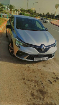 voitures-renault-clio-5-2023-rs-line-oran-algerie