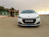 Peugeot 208 2015 Fennec