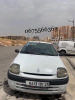 voitures-renault-clio-2-2001-algerie