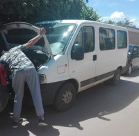 voitures-peugeot-boxer-2006-rouiba-alger-algerie