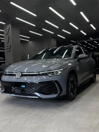 Volkswagen Golf 8 2025 R-Line