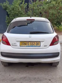 Peugeot 207 2012 