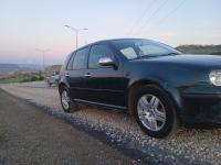 سيارات-volkswagen-golf-4-2002-المدية-الجزائر