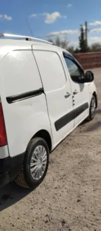 Peugeot Partner 2011 Fennec