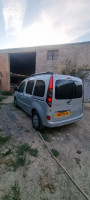 voitures-renault-kangoo-2012-medea-algerie