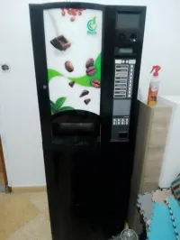 Distributeur de boissons chaudes