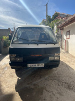 fourgon-nissan-9-ch-7-place-1990-sidi-daoud-boumerdes-algerie