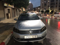 voitures-volkswagen-passat-2012-tizi-ouzou-algerie