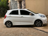 voitures-kia-picanto-2017-sportline-khemis-el-khechna-boumerdes-algerie