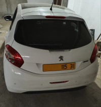 voitures-peugeot-208-2015-allure-facelift-oran-algerie