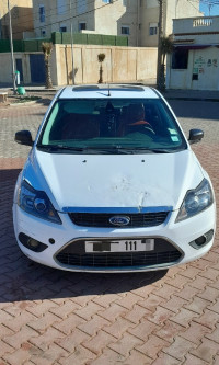 voitures-ford-focus-5-portes-2011-titanium-sport-staoueli-alger-algerie