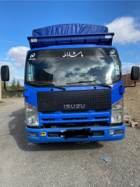 camion-isuzu-2014-bouskene-medea-algerie