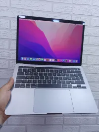 MacBook pro 2020 i7/16Go/1To