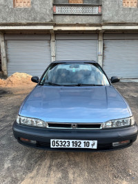 voitures-honda-accord-1992-sour-el-ghouzlane-bouira-algerie