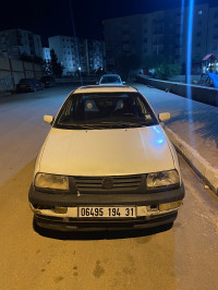 voitures-volkswagen-vento-1994-es-senia-oran-algerie