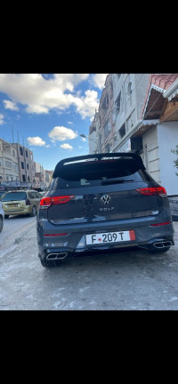 voitures-volkswagen-golf-8-2021-style-constantine-algerie