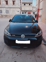 voitures-volkswagen-golf-7-2017-mostaganem-algerie