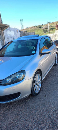 voitures-volkswagen-golf-6-2010-team-ain-hessania-guelma-algerie