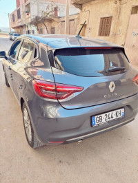 voitures-renault-clio5-2021-internet-mostaganem-algerie