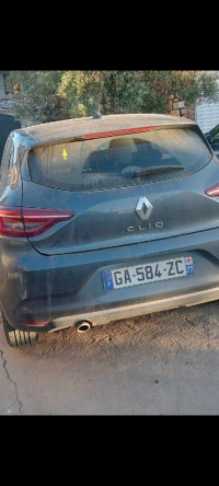 voitures-renault-clio5-2021-internet-mostaganem-algerie