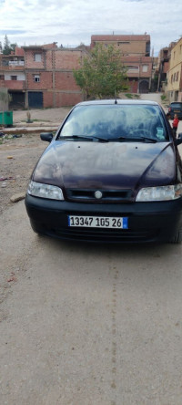 voitures-fiat-palio-2005-fire-ain-boucif-medea-algerie