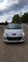 voitures-peugeot-207-2011-allure-blida-algerie