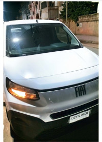 voitures-fiat-doblo-2024-guelma-algerie